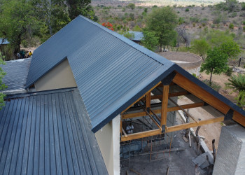 Wildlife Lam beam Trusses